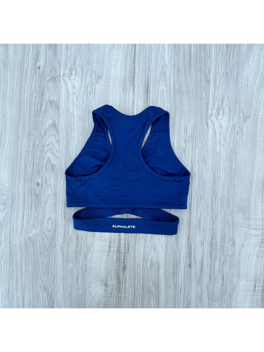 Alphalete racerback sports bra